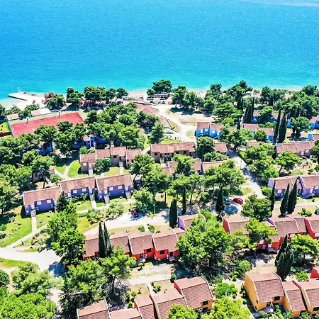 Medena-4 By Interhome Lägenhet Trogir