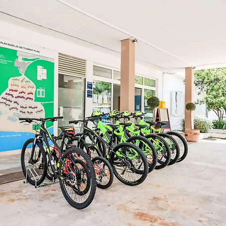 Lägenhet Medena-4 By Interhome *